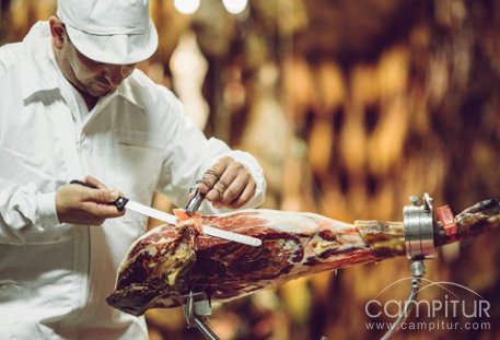 Ilunion Ibéricos de Azuaga firma un ERE extintivo para sus trabajadores y encara el cierre progresivo de la planta